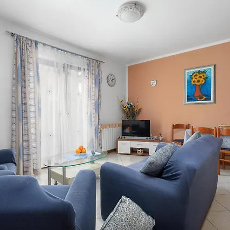 Romina Apartment *