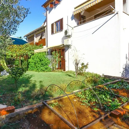 Romina Apartment *